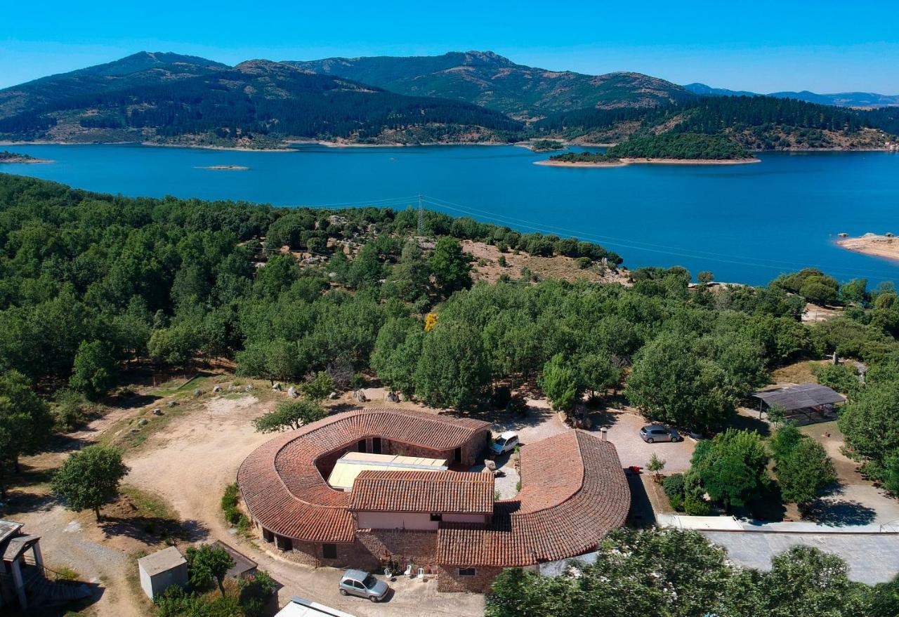 Hotel Il Nido Dell'Aquila Villanova Strisaili Bagian luar foto